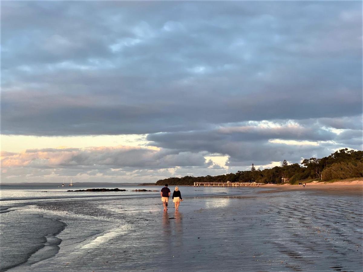 Riviera Resort Hervey Bay Bagian luar foto