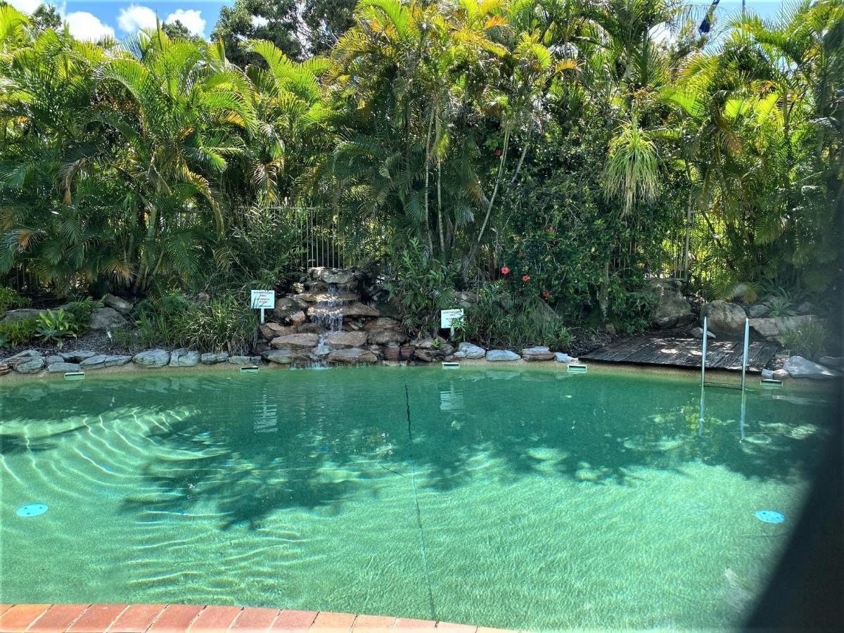 Riviera Resort Hervey Bay Bagian luar foto