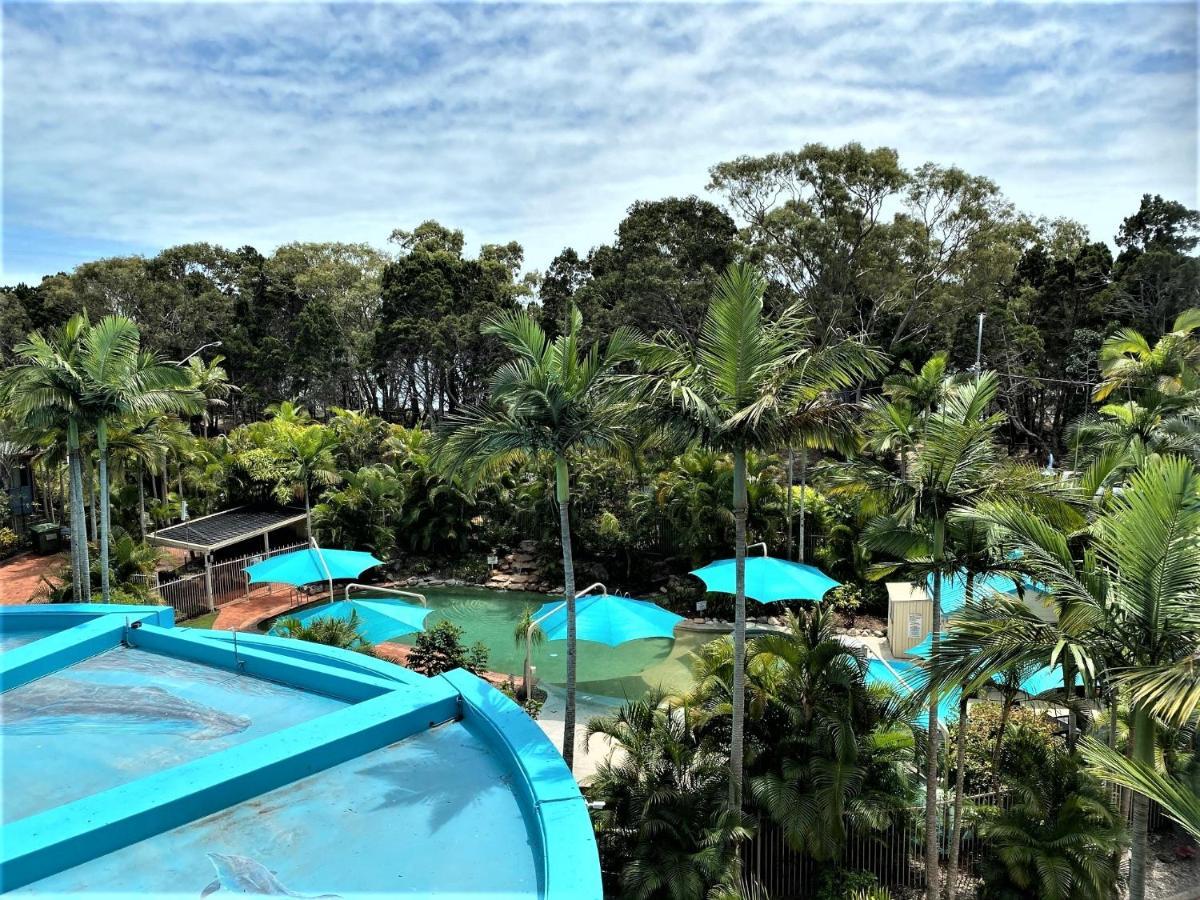 Riviera Resort Hervey Bay Bagian luar foto