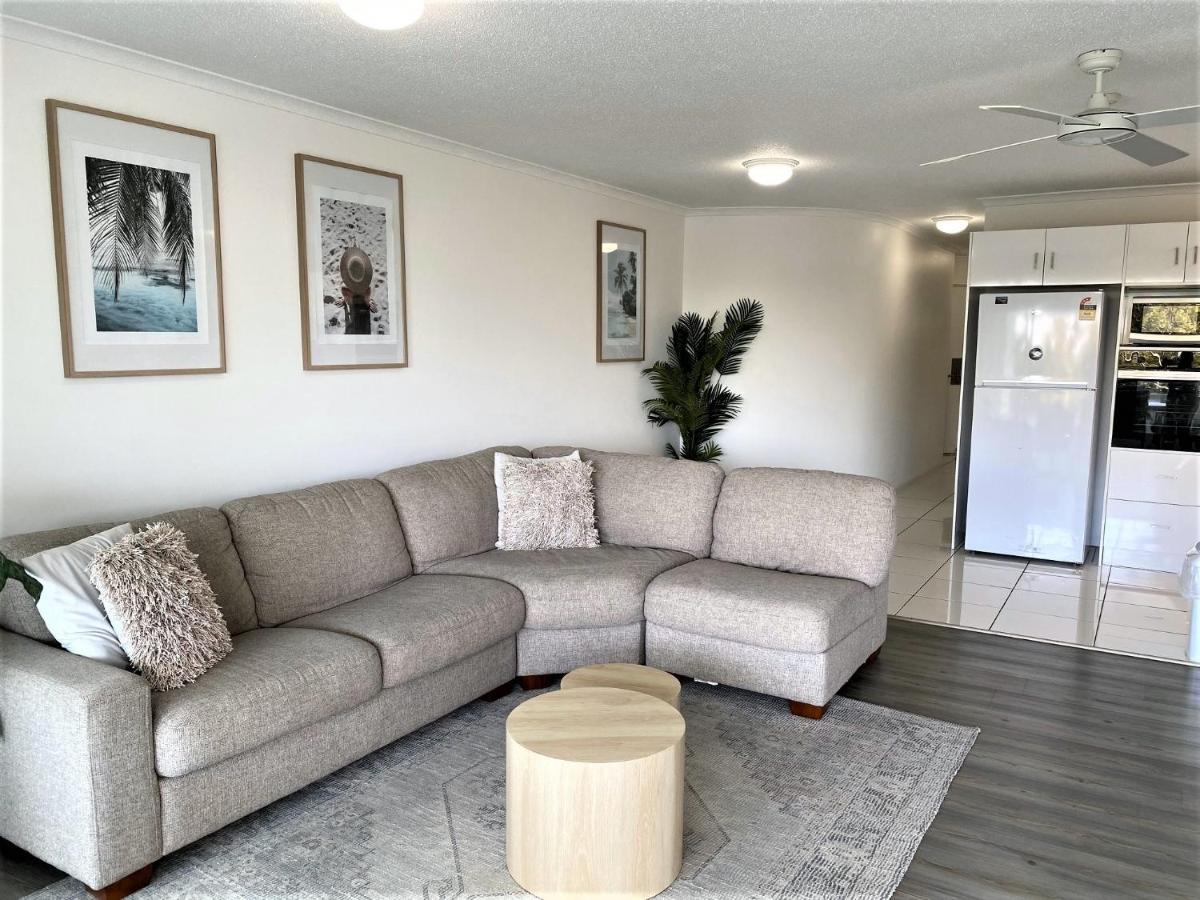 Riviera Resort Hervey Bay Bagian luar foto