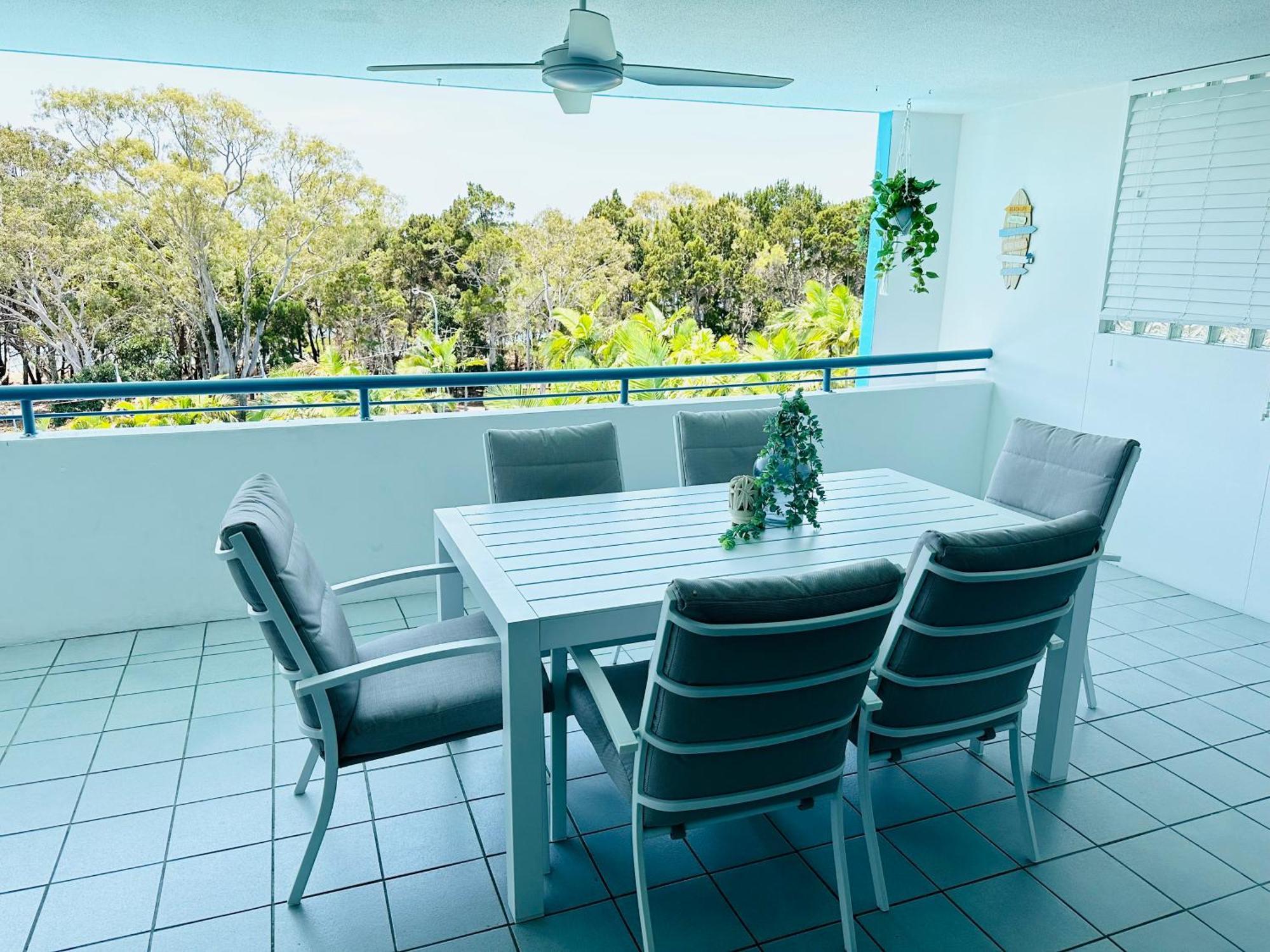 Riviera Resort Hervey Bay Bagian luar foto